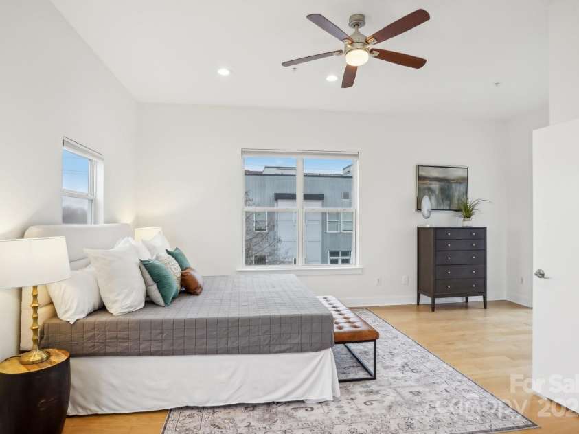 971 Westmere Avenue, Charlotte, NC 28208.  MLS# CAR4219427, YatesRealty ID 6587. Primary Bedroom