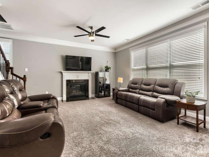 5626 Mcdowell Run Drive, Huntersville, NC 28078.  MLS# CAR4356003, YatesRealty ID 6589. 