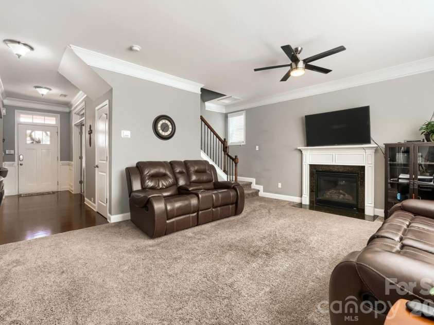 5626 Mcdowell Run Drive, Huntersville, NC 28078.  MLS# CAR4356003, YatesRealty ID 6589. 