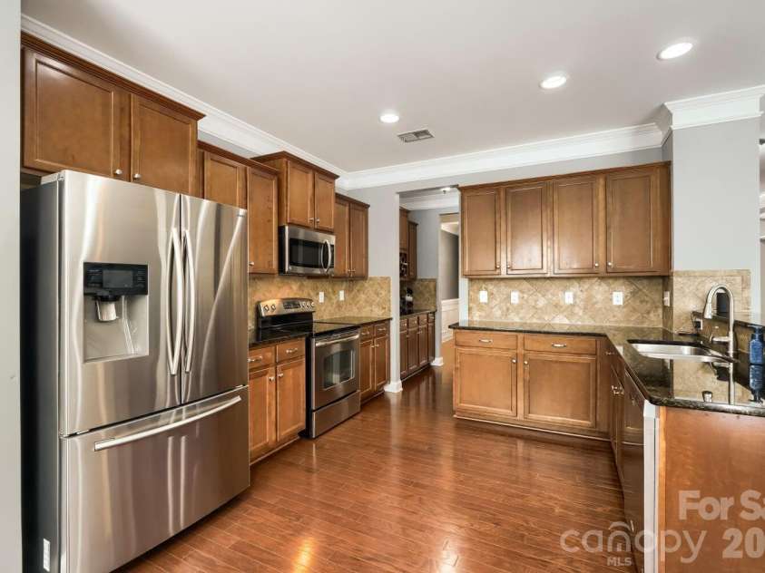 5626 Mcdowell Run Drive, Huntersville, NC 28078.  MLS# CAR4356003, YatesRealty ID 6589. 