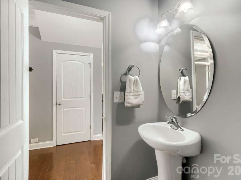 5626 Mcdowell Run Drive, Huntersville, NC 28078.  MLS# CAR4356003, YatesRealty ID 6589. 