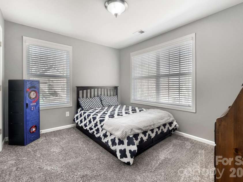 5626 Mcdowell Run Drive, Huntersville, NC 28078.  MLS# CAR4356003, YatesRealty ID 6589. 