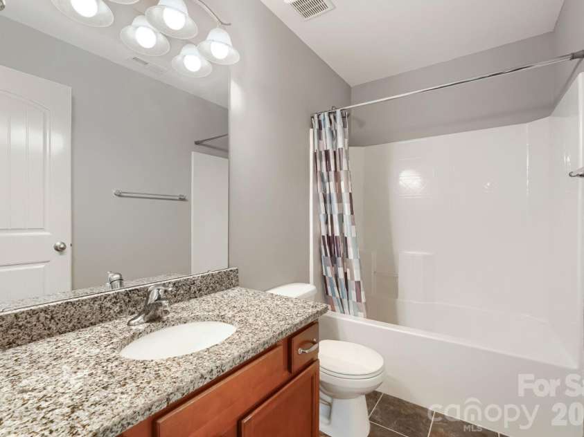5626 Mcdowell Run Drive, Huntersville, NC 28078.  MLS# CAR4356003, YatesRealty ID 6589. 