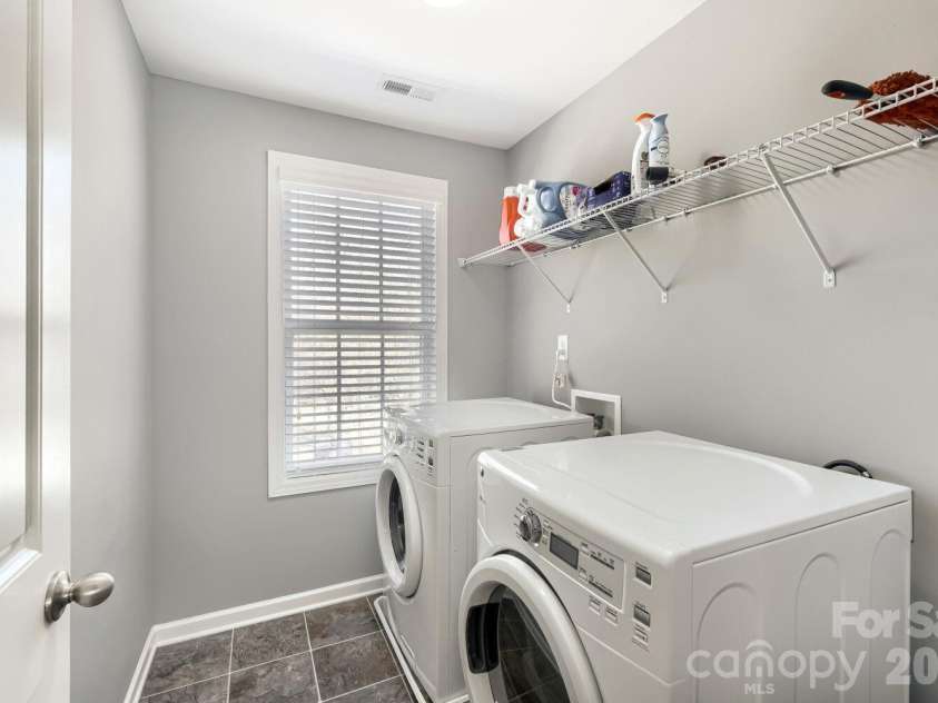 5626 Mcdowell Run Drive, Huntersville, NC 28078.  MLS# CAR4356003, YatesRealty ID 6589. 