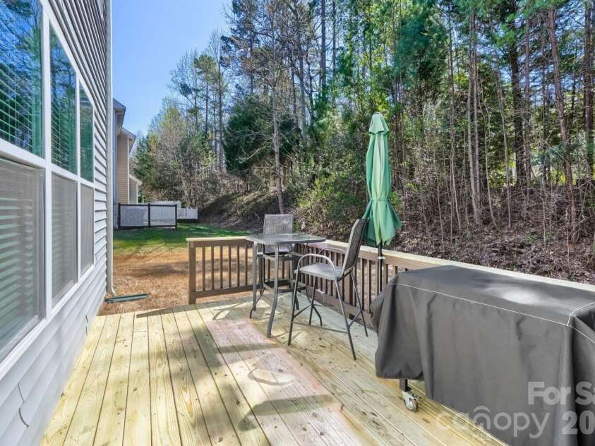5626 Mcdowell Run Drive, Huntersville, NC 28078.  MLS# CAR4356003, YatesRealty ID 6589. 