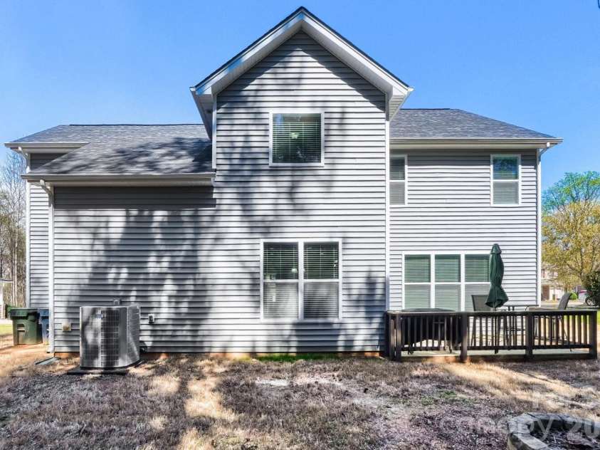 5626 Mcdowell Run Drive, Huntersville, NC 28078.  MLS# CAR4356003, YatesRealty ID 6589. 
