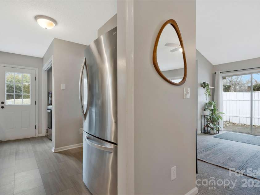 8701 Gainsford Court, Charlotte, NC 28210.  MLS# CAR4225372, YatesRealty ID 6589. 