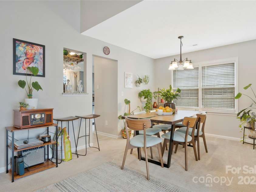 8701 Gainsford Court, Charlotte, NC 28210.  MLS# CAR4225372, YatesRealty ID 6589. 