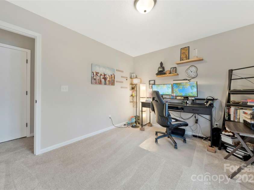 8701 Gainsford Court, Charlotte, NC 28210.  MLS# CAR4225372, YatesRealty ID 6589. 