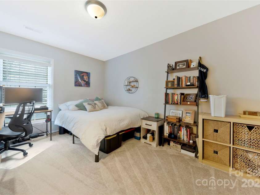 8701 Gainsford Court, Charlotte, NC 28210.  MLS# CAR4225372, YatesRealty ID 6589. 