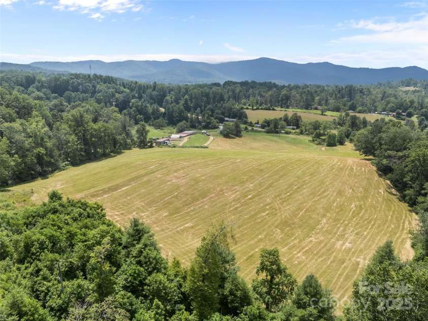 1305 Halltown Road, Spruce Pine, NC 28777.  MLS# CAR4288419, YatesRealty ID 659. 