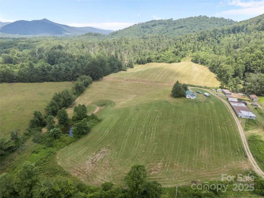 1305 Halltown Road, Spruce Pine, NC 28777.  MLS# CAR4288419, YatesRealty ID 659. 