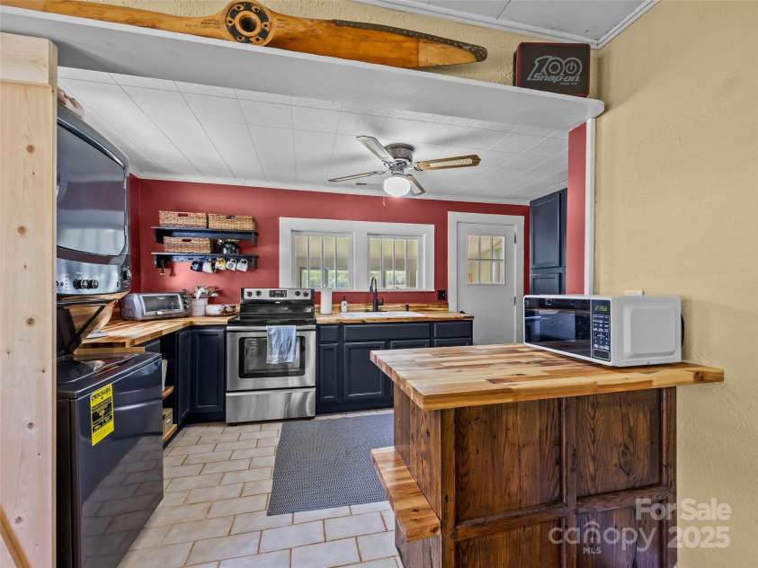 1305 Halltown Road, Spruce Pine, NC 28777.  MLS# CAR4288419, YatesRealty ID 659. 