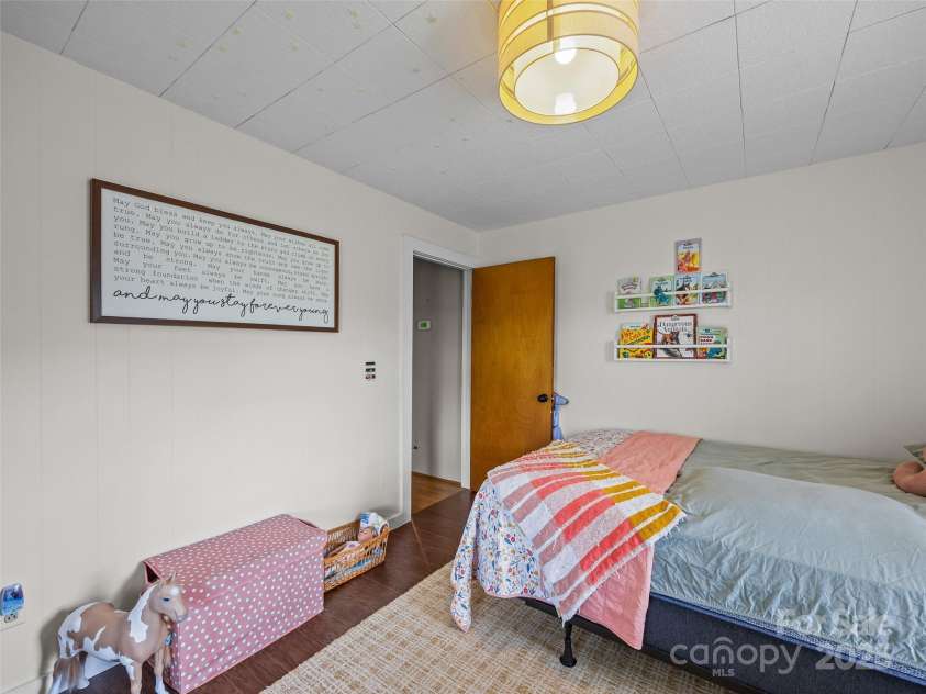 1305 Halltown Road, Spruce Pine, NC 28777.  MLS# CAR4288419, YatesRealty ID 659. 