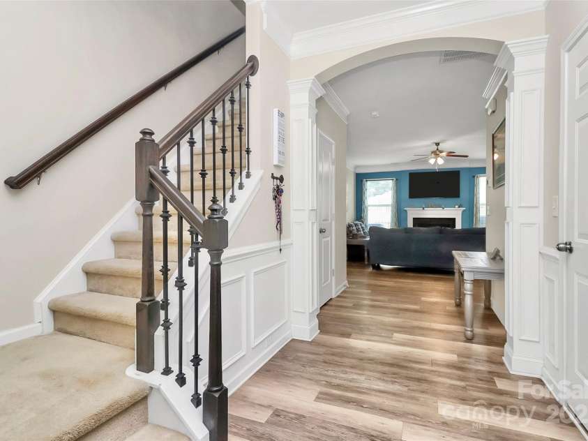 204 Kingston Drive, Mount Holly, NC 28120.  MLS# CAR4280929, YatesRealty ID 659. 