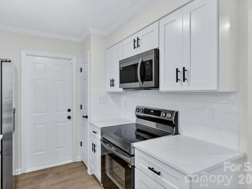 3034 Tom Savage Drive, Harrisburg, NC 28075.  MLS# CAR4358368, YatesRealty ID 6591. 