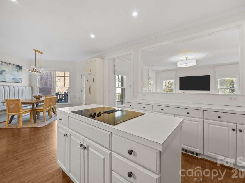 7100 Prescott Pond Lane, Charlotte, NC 28270.  MLS# CAR4354909, YatesRealty ID 6592. 