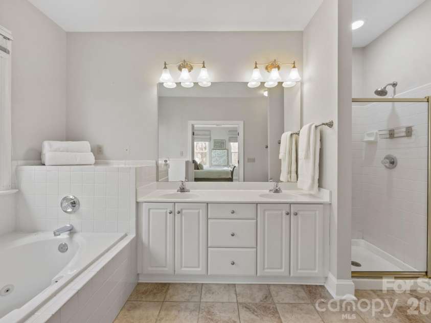 7100 Prescott Pond Lane, Charlotte, NC 28270.  MLS# CAR4354909, YatesRealty ID 6592. 
