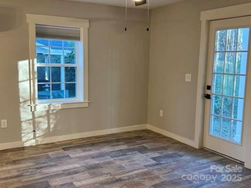 805 Marve Street, Gastonia, NC 28052.  MLS# CAR4330650, YatesRealty ID 6595. 