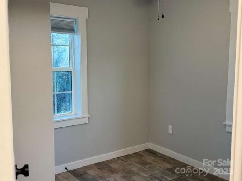 805 Marve Street, Gastonia, NC 28052.  MLS# CAR4330650, YatesRealty ID 6595. 