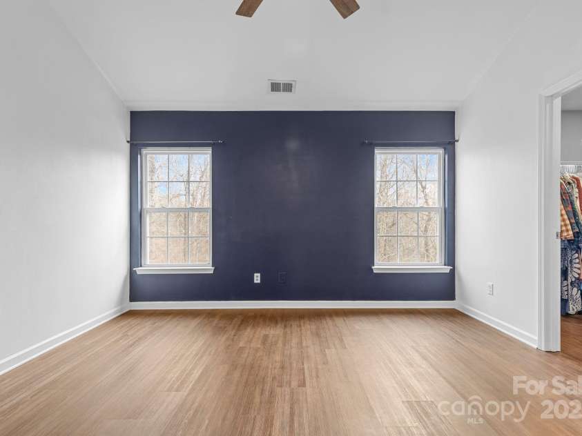 3028 Summerfield Ridge Lane, Matthews, NC 28105.  MLS# CAR4219617, YatesRealty ID 6596. 