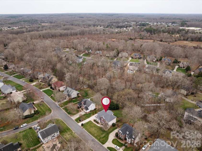 5803 Silver Creek Drive, Waxhaw, NC 28173.  MLS# CAR4350110, YatesRealty ID 6596. 