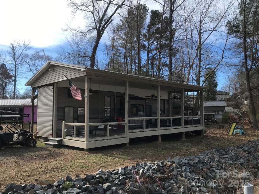 109 Pembrooke Trail, Mount Gilead, NC 27306.  MLS# CAR4227892, YatesRealty ID 6598. 