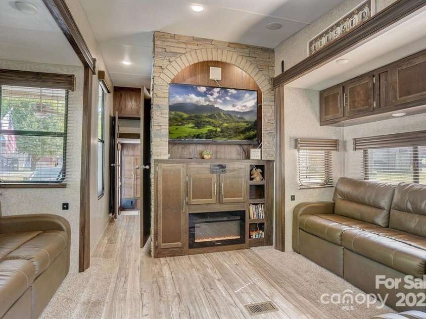 109 Pembrooke Trail, Mount Gilead, NC 27306.  MLS# CAR4227892, YatesRealty ID 6598. 