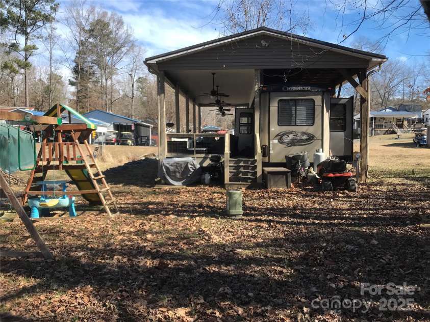 109 Pembrooke Trail, Mount Gilead, NC 27306.  MLS# CAR4227892, YatesRealty ID 6598. 