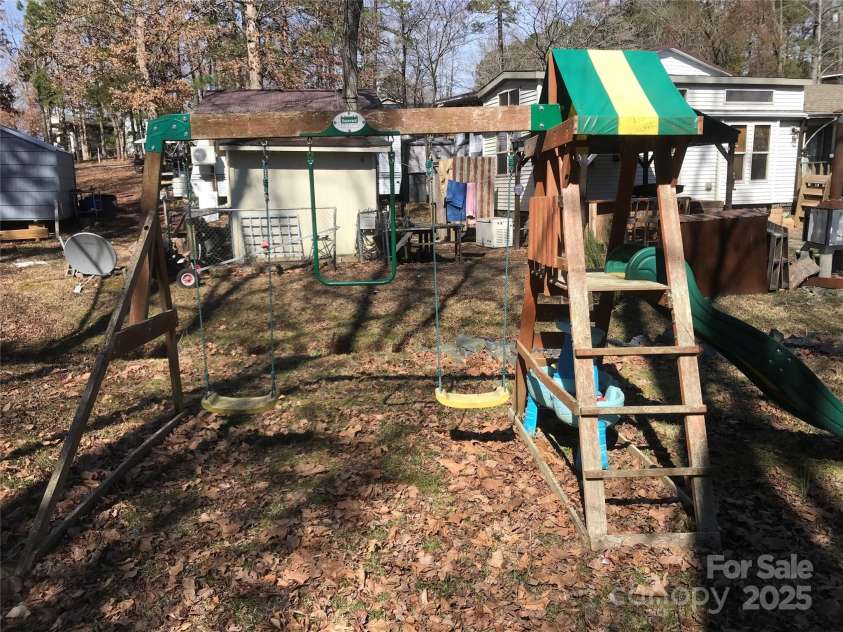 109 Pembrooke Trail, Mount Gilead, NC 27306.  MLS# CAR4227892, YatesRealty ID 6598. 