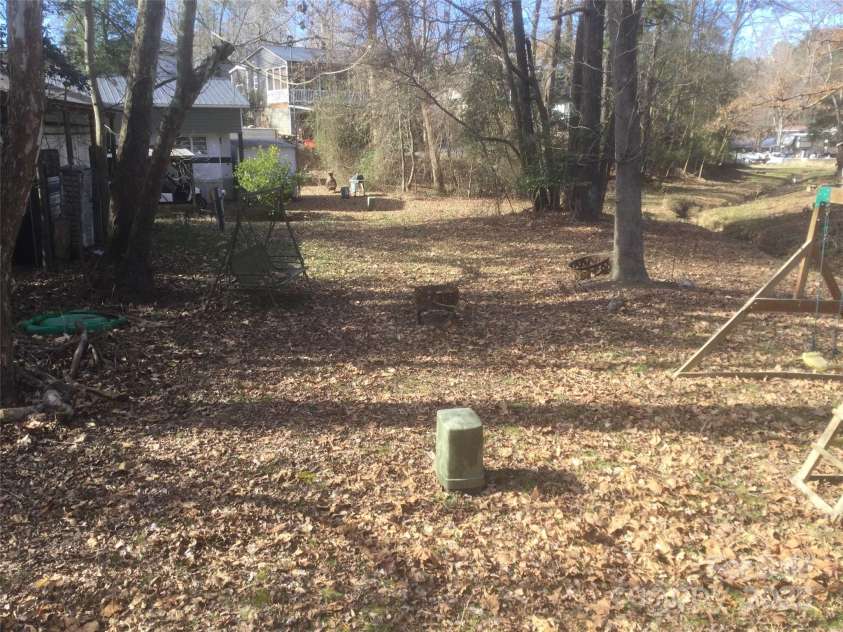 109 Pembrooke Trail, Mount Gilead, NC 27306.  MLS# CAR4227892, YatesRealty ID 6598. 