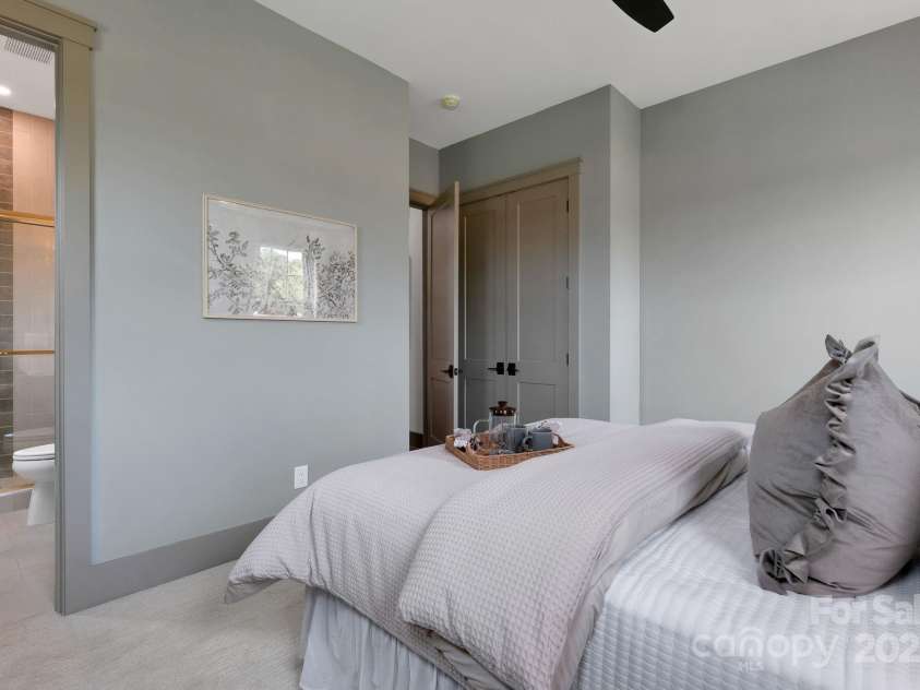 13648 Glennmayes Road, Huntersville, NC 28078.  MLS# CAR4265623, YatesRealty ID 66. 