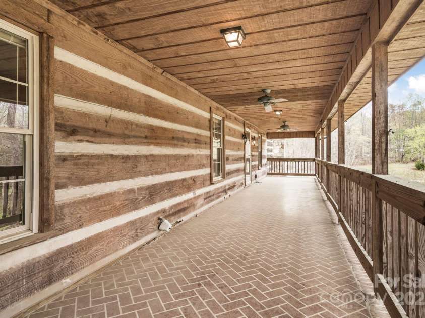 243 Terrie Drive, Winston Salem, NC 27107.  MLS# CAR4296605, YatesRealty ID 66. 