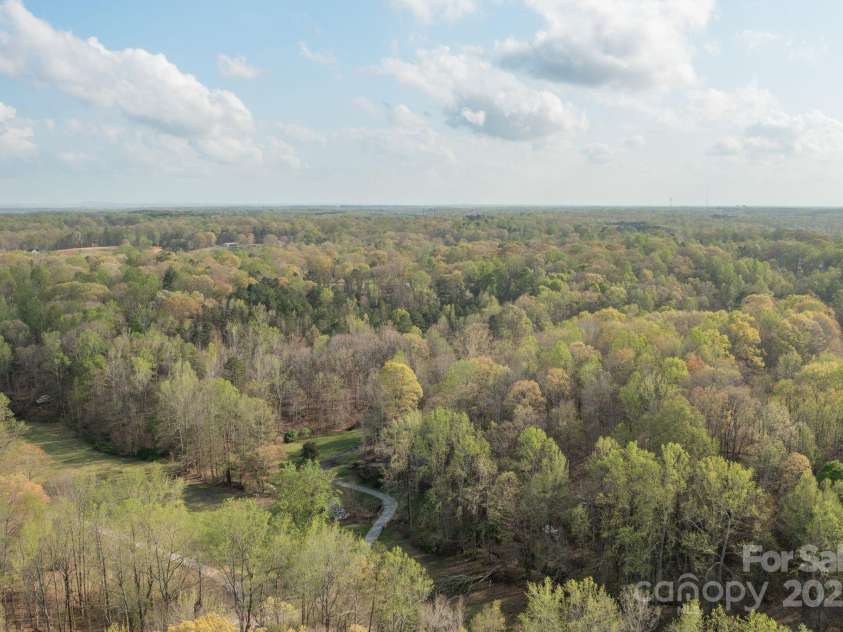 243 Terrie Drive, Winston Salem, NC 27107.  MLS# CAR4296605, YatesRealty ID 66. 