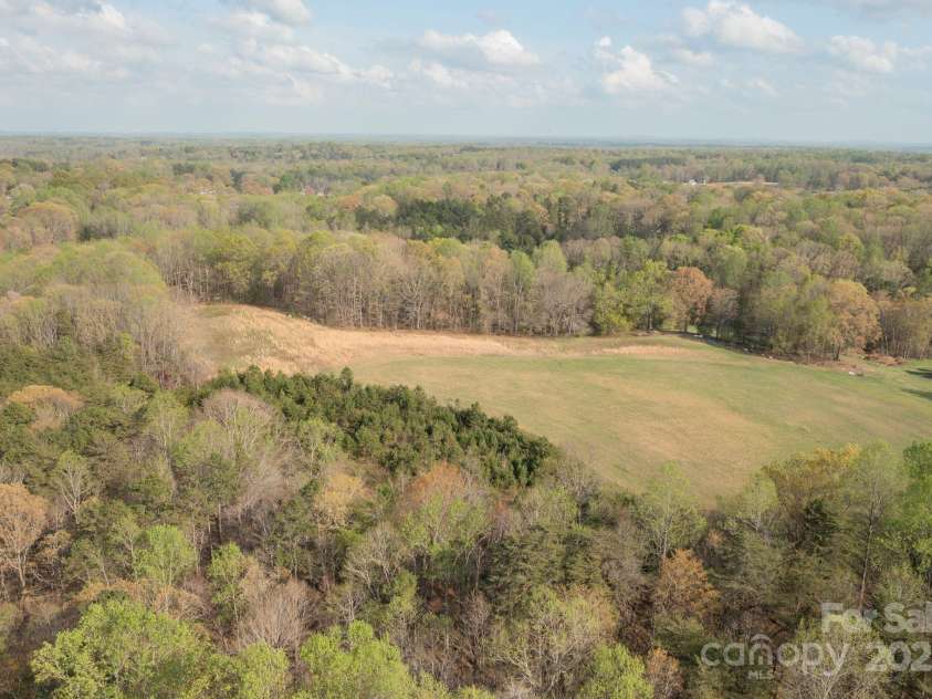 243 Terrie Drive, Winston Salem, NC 27107.  MLS# CAR4296605, YatesRealty ID 66. 