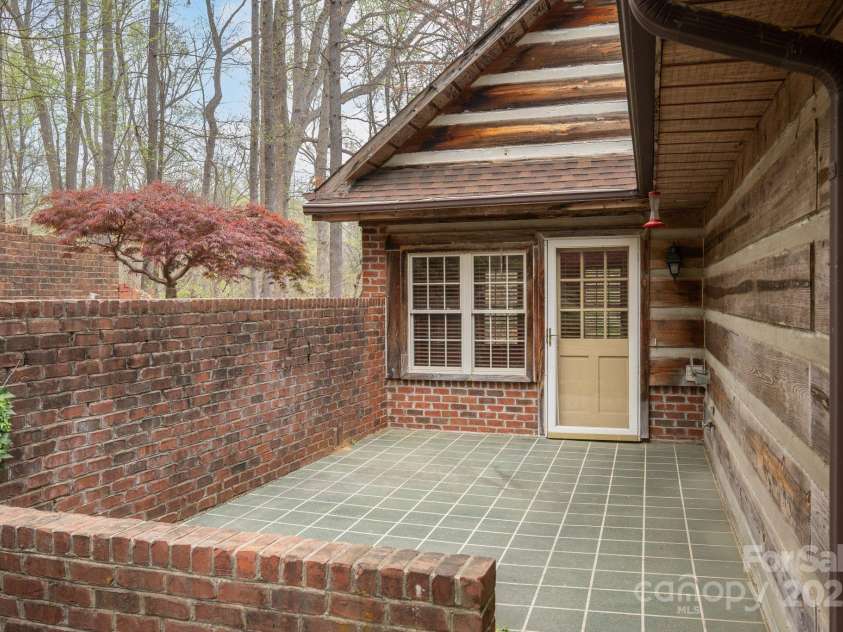 243 Terrie Drive, Winston Salem, NC 27107.  MLS# CAR4296605, YatesRealty ID 66. 