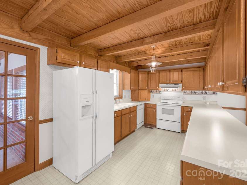 243 Terrie Drive, Winston Salem, NC 27107.  MLS# CAR4296605, YatesRealty ID 66. 