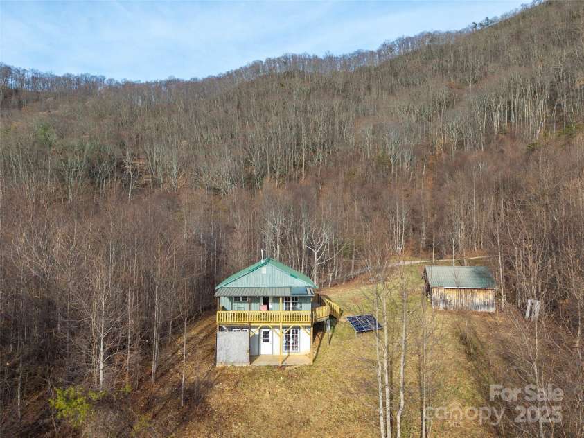 506 Rocky Acres Road, Canton, NC 28716.  MLS# CAR4327605, YatesRealty ID 660. 