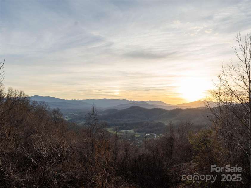 506 Rocky Acres Road, Canton, NC 28716.  MLS# CAR4327605, YatesRealty ID 660. 