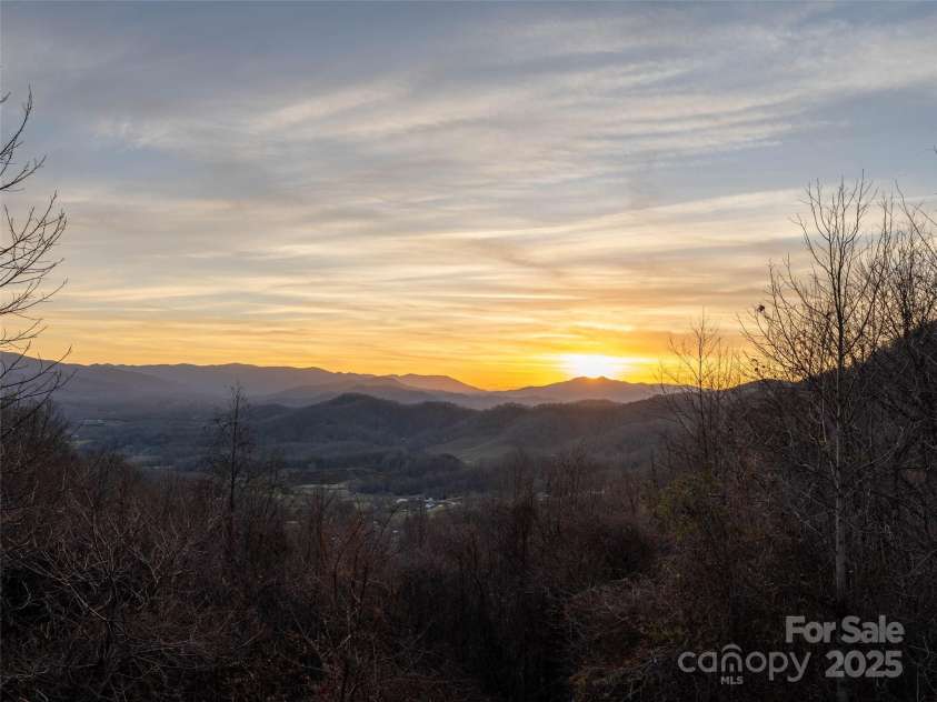 506 Rocky Acres Road, Canton, NC 28716.  MLS# CAR4327605, YatesRealty ID 660. 