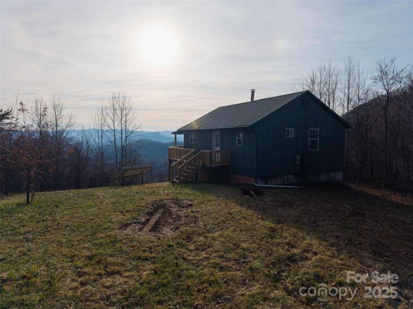 506 Rocky Acres Road, Canton, NC 28716.  MLS# CAR4327605, YatesRealty ID 660. 