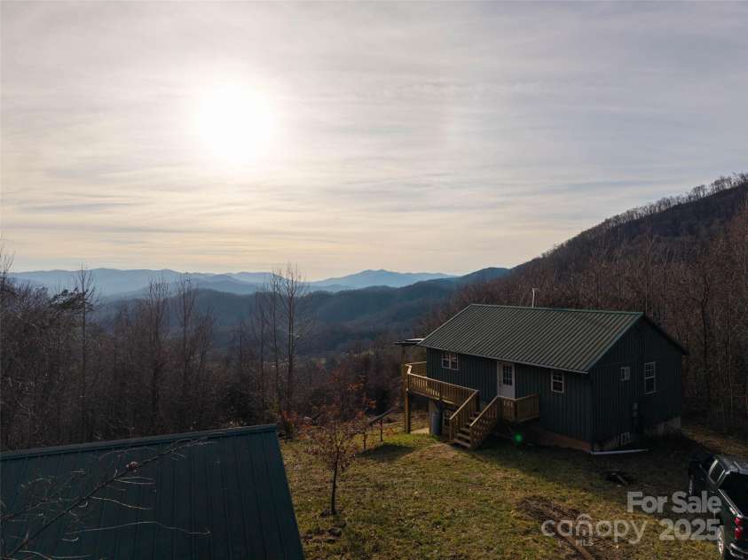 506 Rocky Acres Road, Canton, NC 28716.  MLS# CAR4327605, YatesRealty ID 660. 