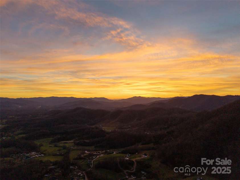 506 Rocky Acres Road, Canton, NC 28716.  MLS# CAR4327605, YatesRealty ID 660. 