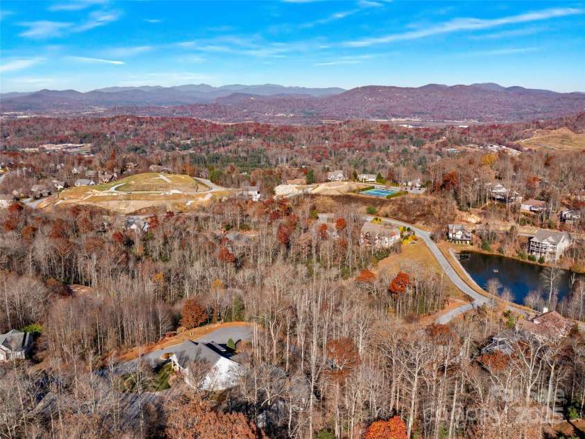 99999 Bay Laurel Lane, Hendersonville, NC 28791.  MLS# CAR4206754, YatesRealty ID 660. 