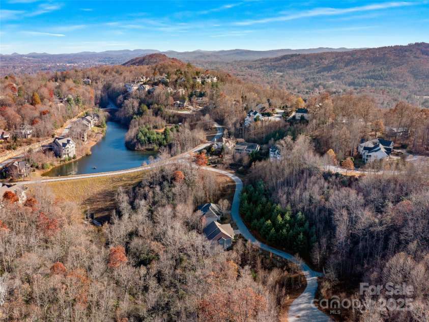 99999 Bay Laurel Lane, Hendersonville, NC 28791.  MLS# CAR4206754, YatesRealty ID 660. 