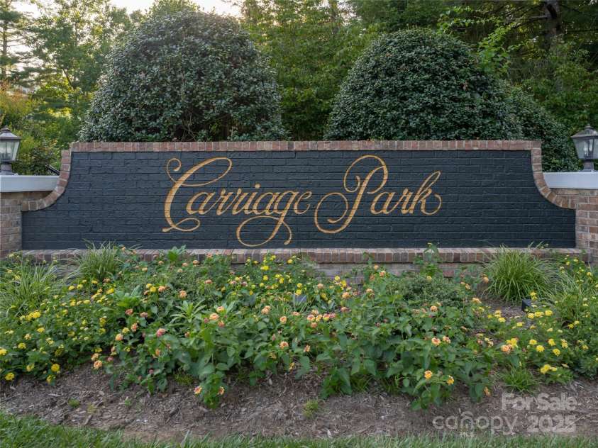 99999 Bay Laurel Lane, Hendersonville, NC 28791.  MLS# CAR4206754, YatesRealty ID 660. 