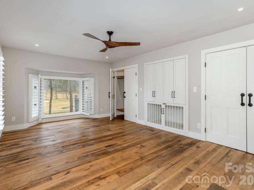 155 WINDING MEADOWS Drive, Flat Rock, NC 28731.  MLS# CAR4350986, YatesRealty ID 6600. 