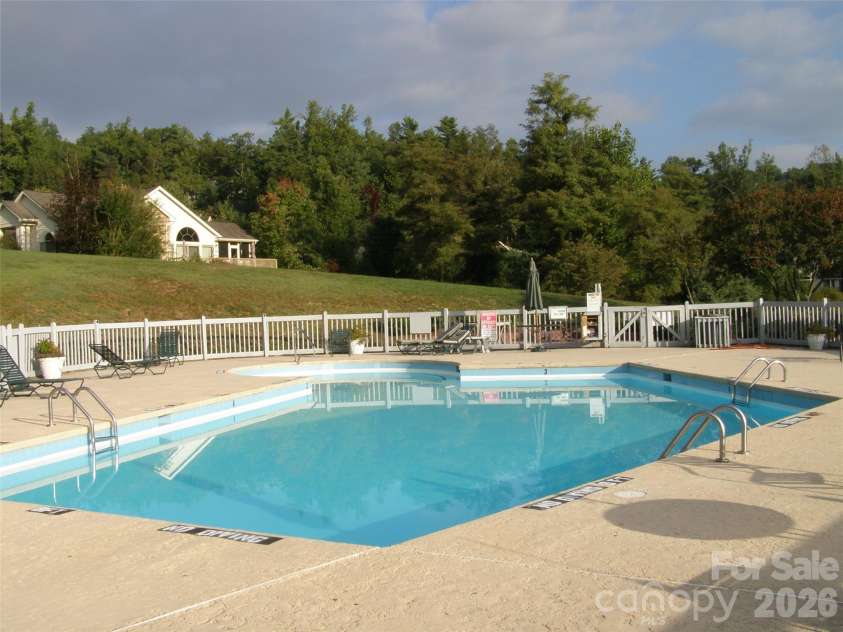 155 WINDING MEADOWS Drive, Flat Rock, NC 28731.  MLS# CAR4350986, YatesRealty ID 6600. 