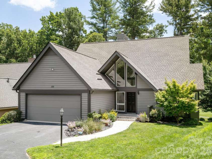 155 WINDING MEADOWS Drive, Flat Rock, NC 28731.  MLS# CAR4350986, YatesRealty ID 6600. 