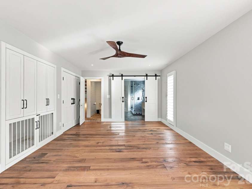 155 Winding Meadows Drive, Flat Rock, NC 28731.  MLS# CAR4418480, YatesRealty ID 6600. 